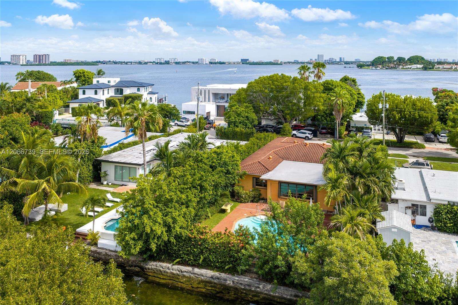 1860 Cleveland Rd, Miami Beach, FL 33141 - For Sale photo 12
