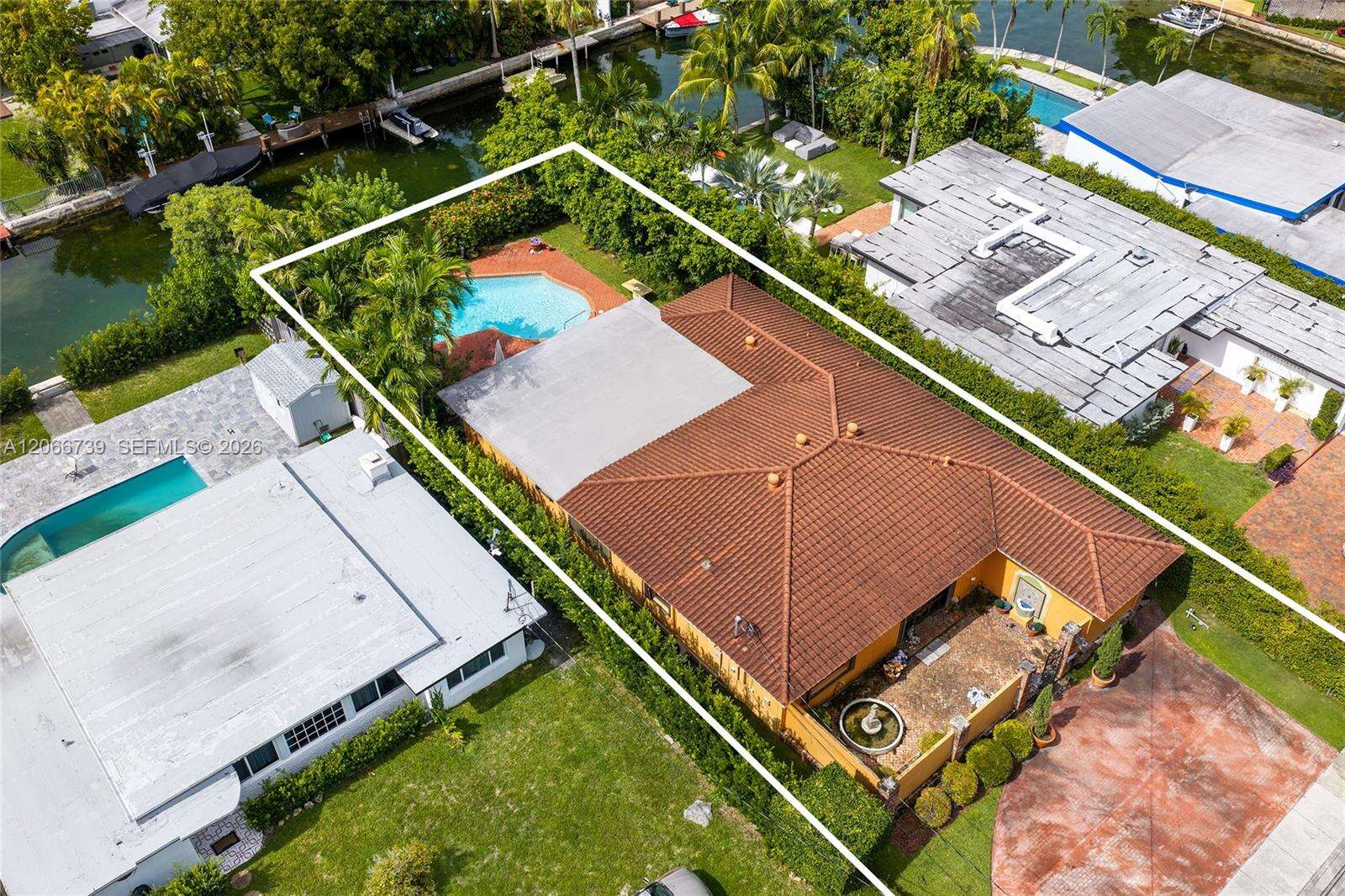 1860 Cleveland Rd, Miami Beach, FL 33141 - For Sale photo 13