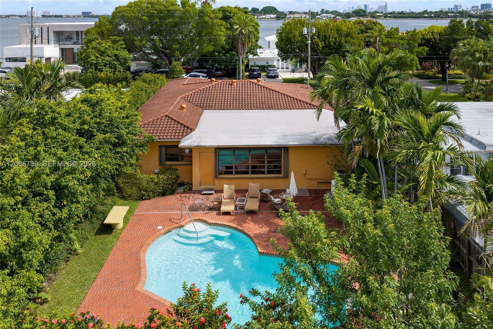 1860 Cleveland Rd, Miami Beach, FL 33141 - For Sale photo 15