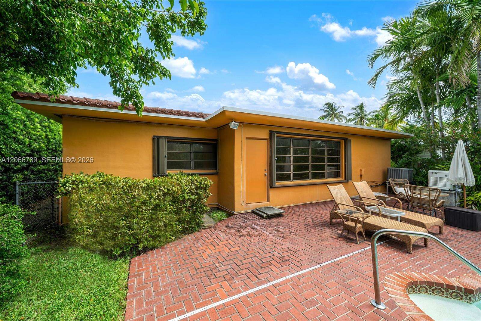 1860 Cleveland Rd, Miami Beach, FL 33141 - For Sale photo 10