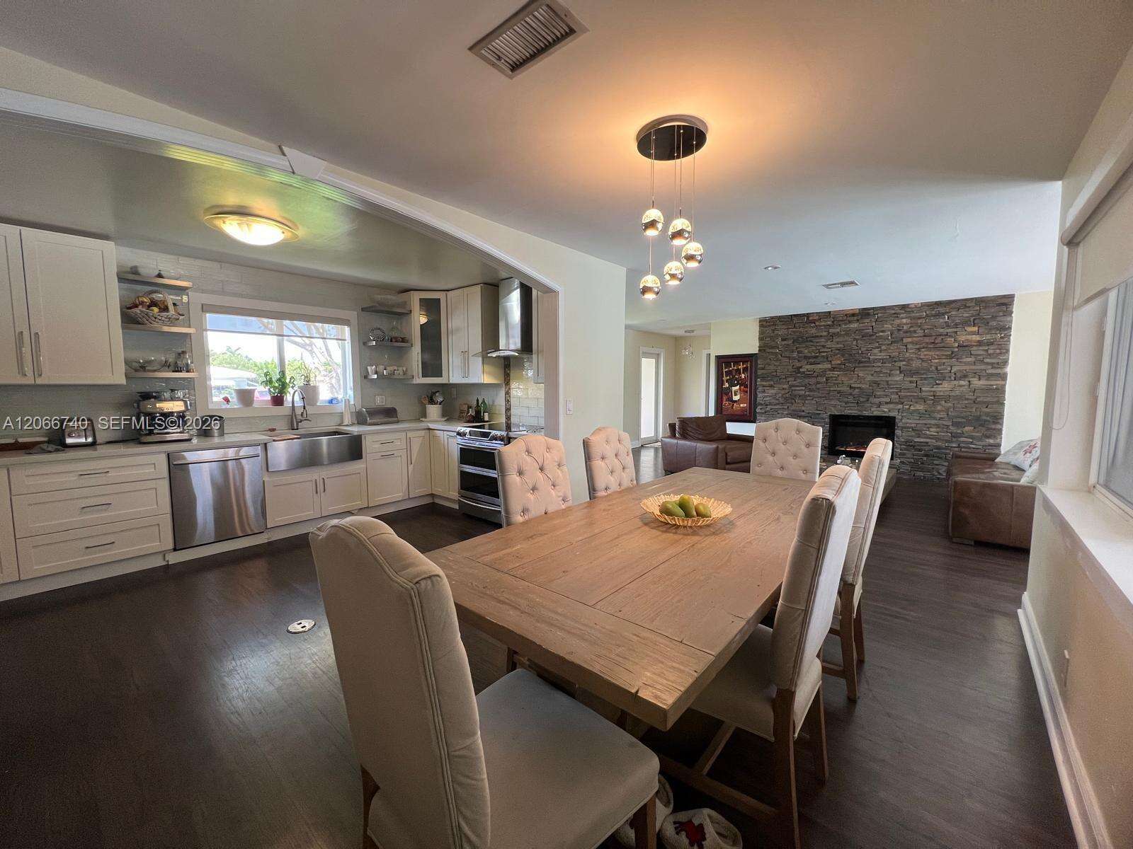 3460 Buchanan St, Hollywood, FL 33021 - For Sale photo 3