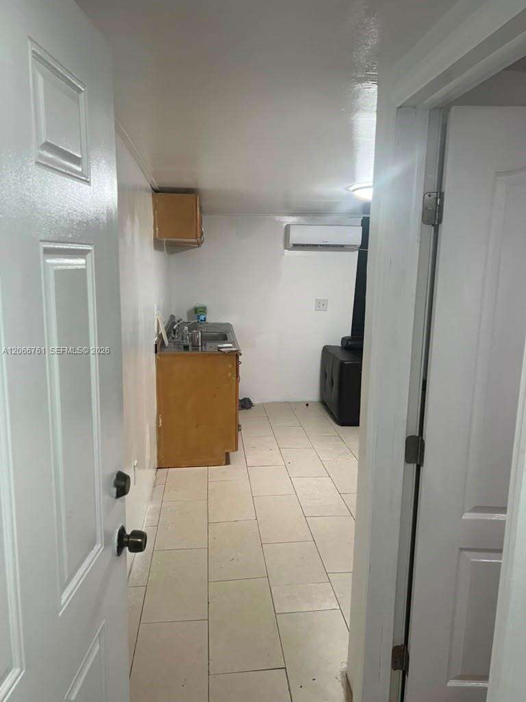 6841 Atlanta St, Hollywood, FL 33024 - For Sale photo 2