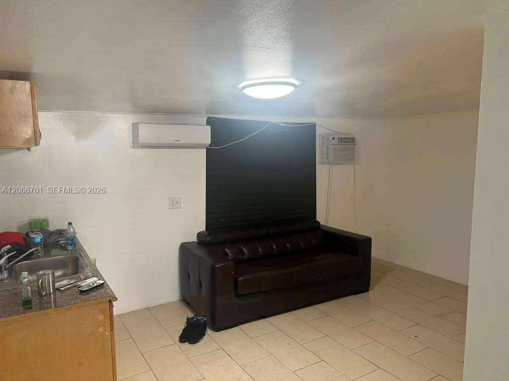 6841 Atlanta St, Hollywood, FL 33024 - For Sale photo 4