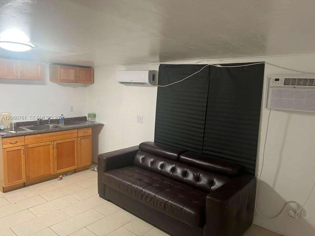 6841 Atlanta St, Hollywood, FL 33024 - For Sale photo 9