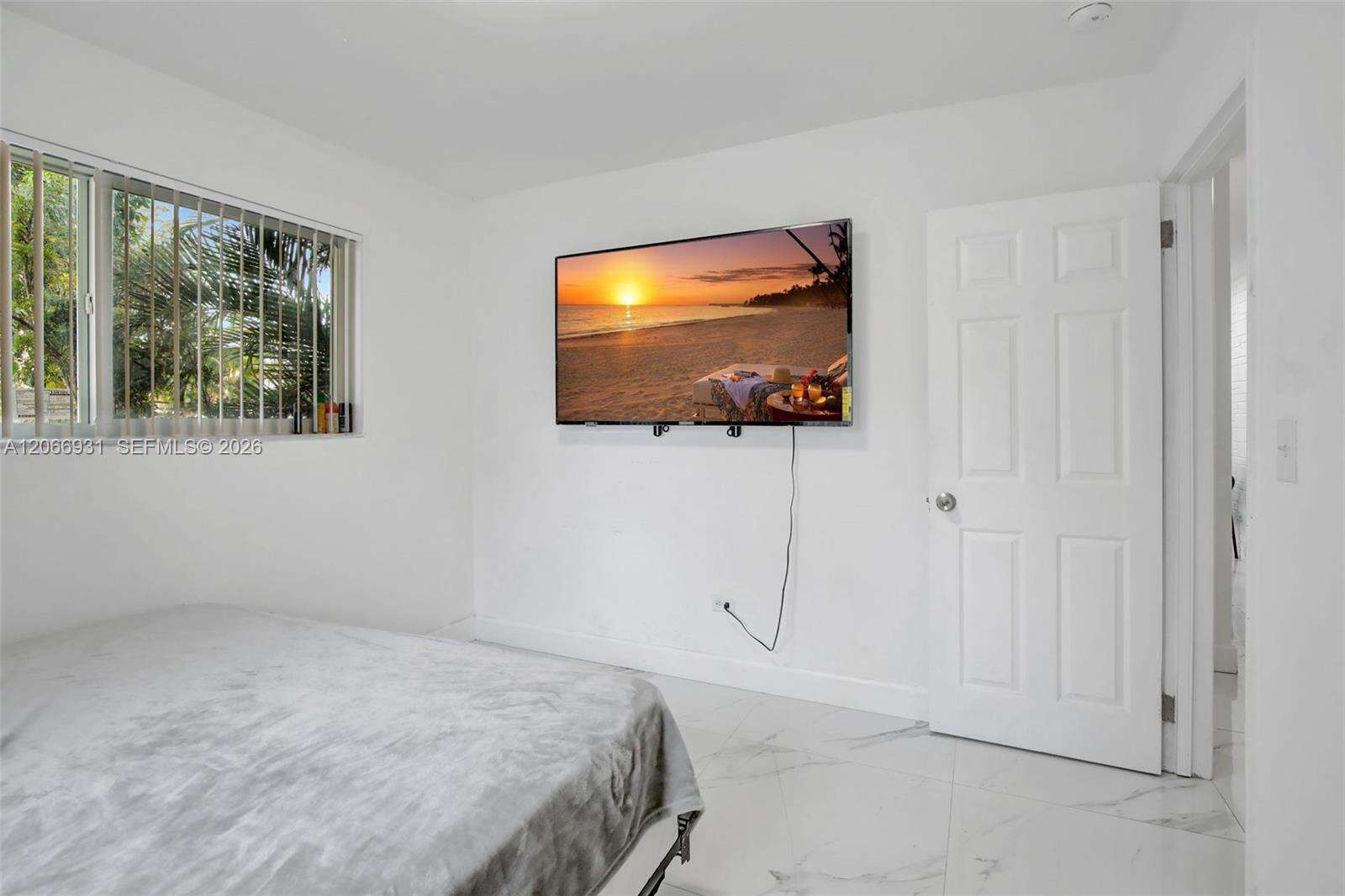 311 68th Ter, Pembroke Pines, FL 33023 - Pending Sale photo 17