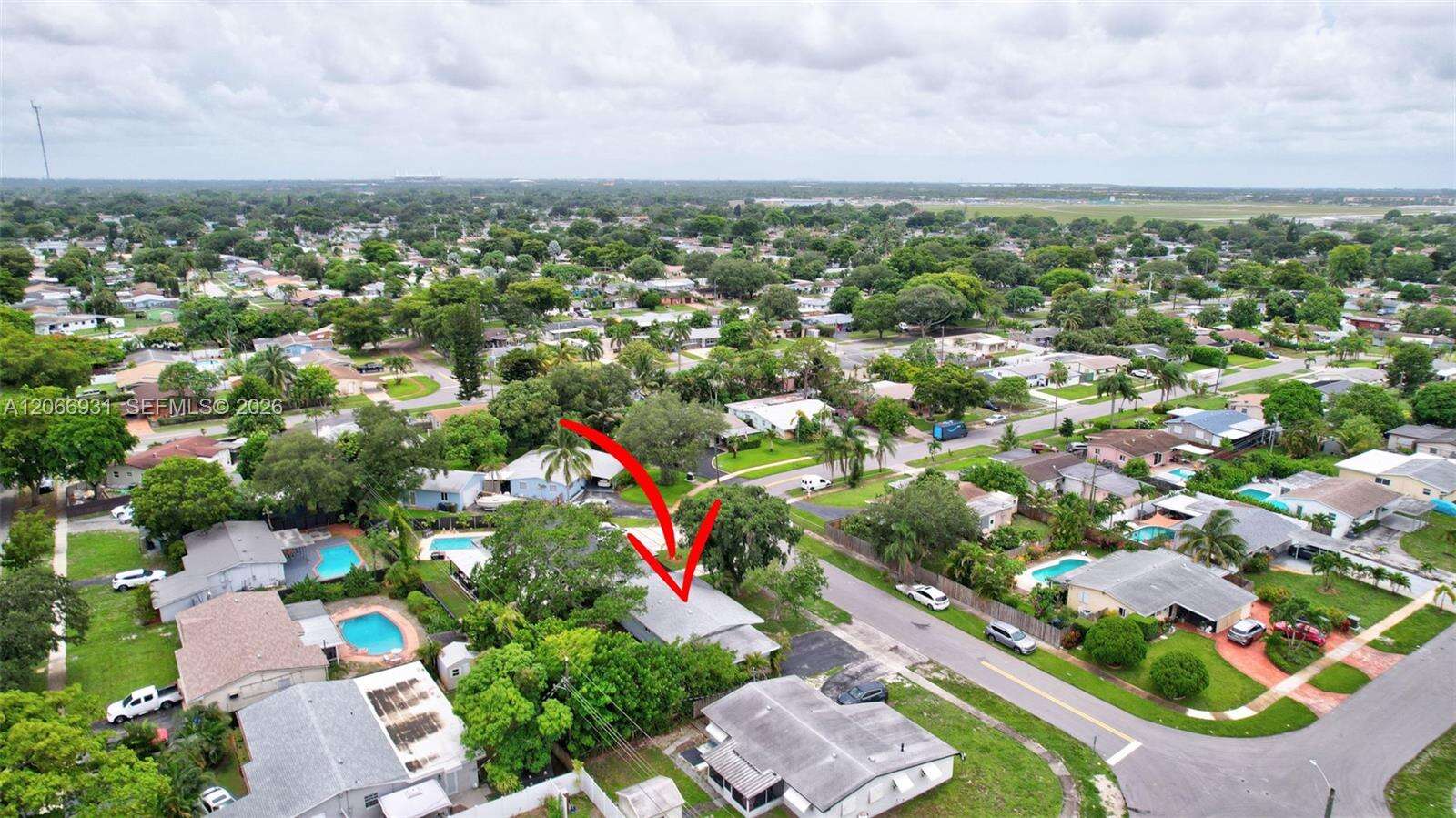 311 68th Ter, Pembroke Pines, FL 33023 - Pending Sale photo 35