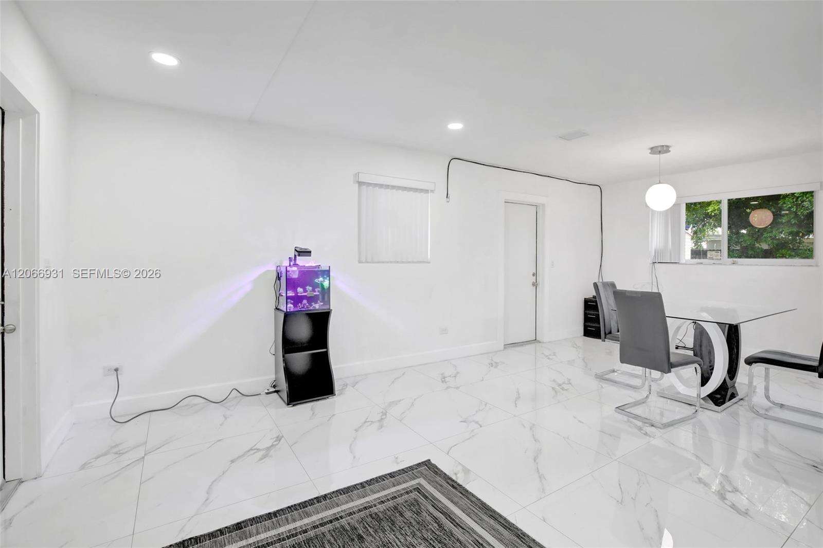 311 68th Ter, Pembroke Pines, FL 33023 - Pending Sale photo 6