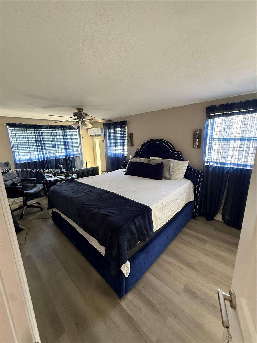 2411 Wiley St, Hollywood, FL 33020 - For Sale photo 11