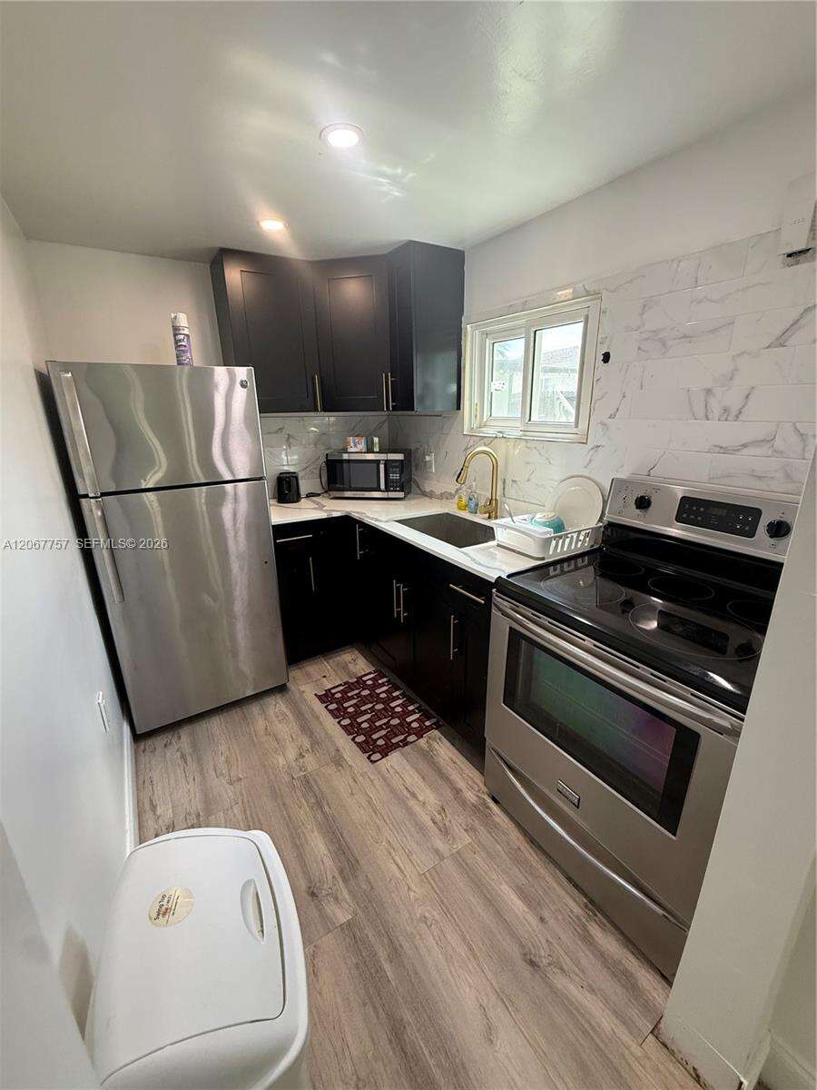 2411 Wiley St, Hollywood, FL 33020 - For Sale photo 47