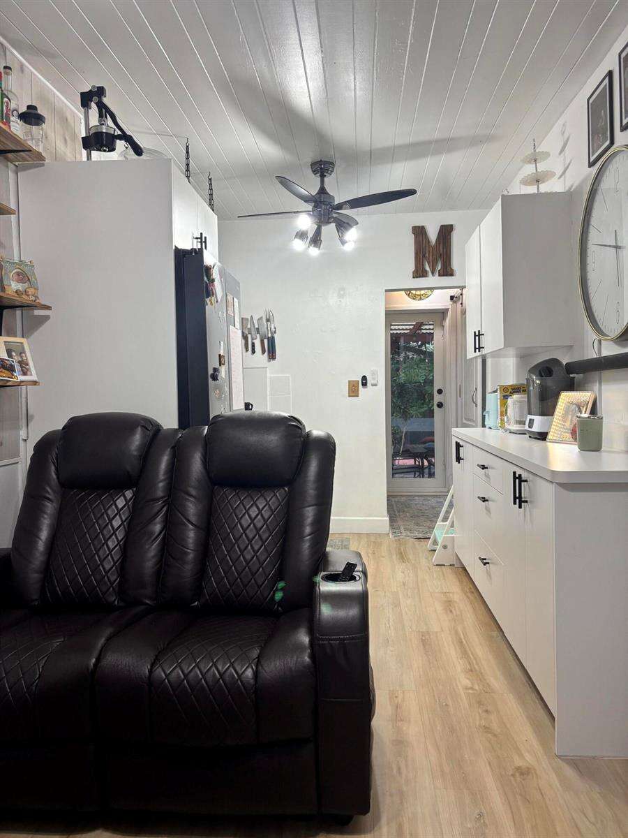 2241 Arthur, Hollywood, FL 33020 - For Sale photo 4