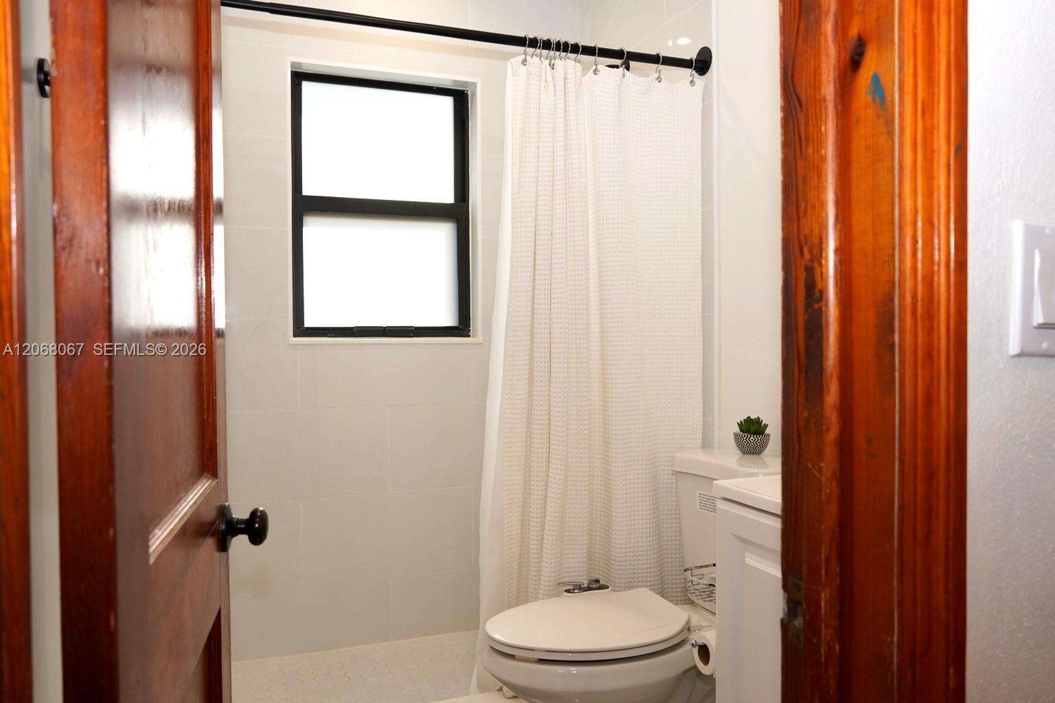 2330 Scott St, Hollywood, FL 33020 - For Sale photo 20