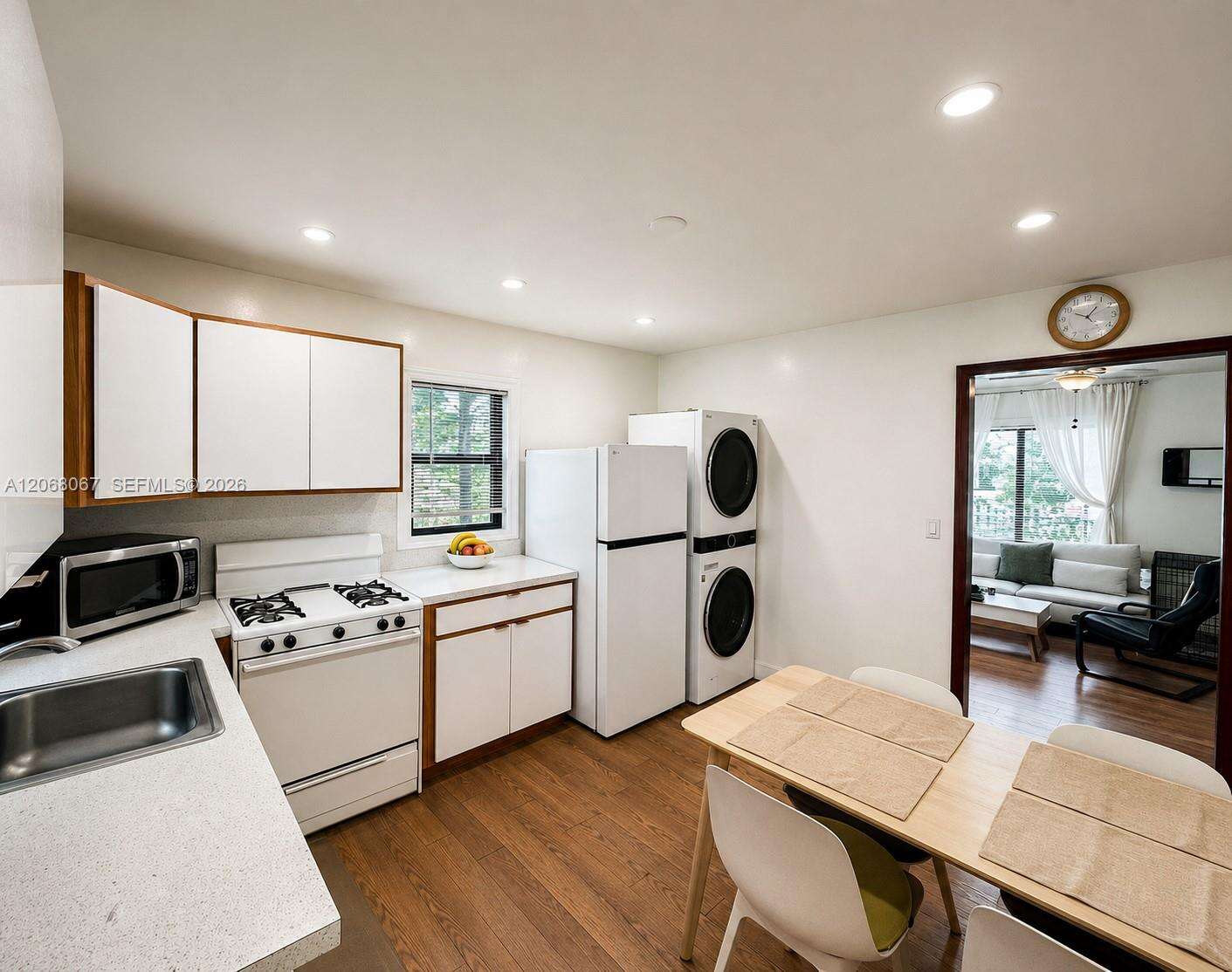 2330 Scott St, Hollywood, FL 33020 - For Sale photo 10
