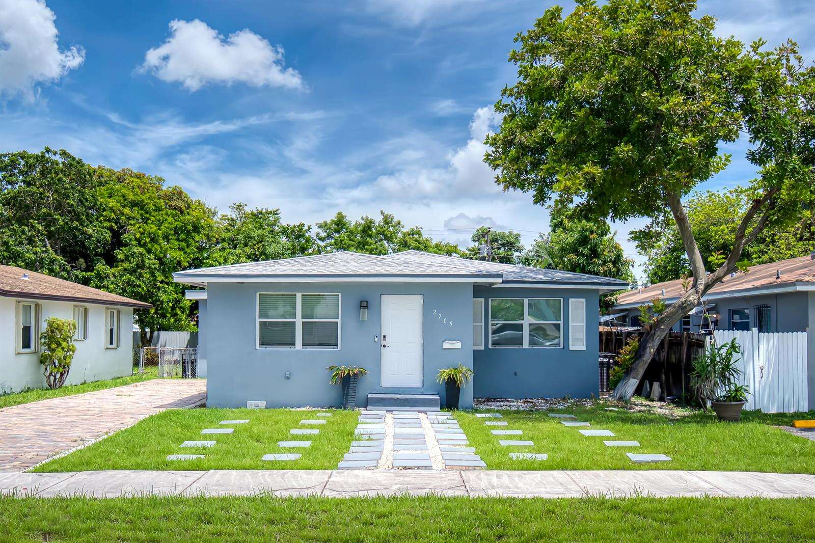 2709 Dewey, Hollywood, FL 33020 - For Sale photo 3