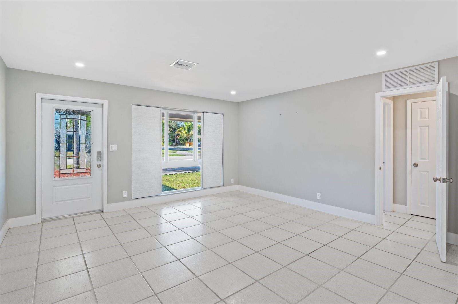 1900 33rd, Fort Lauderdale, FL 33312 - For Sale photo 11