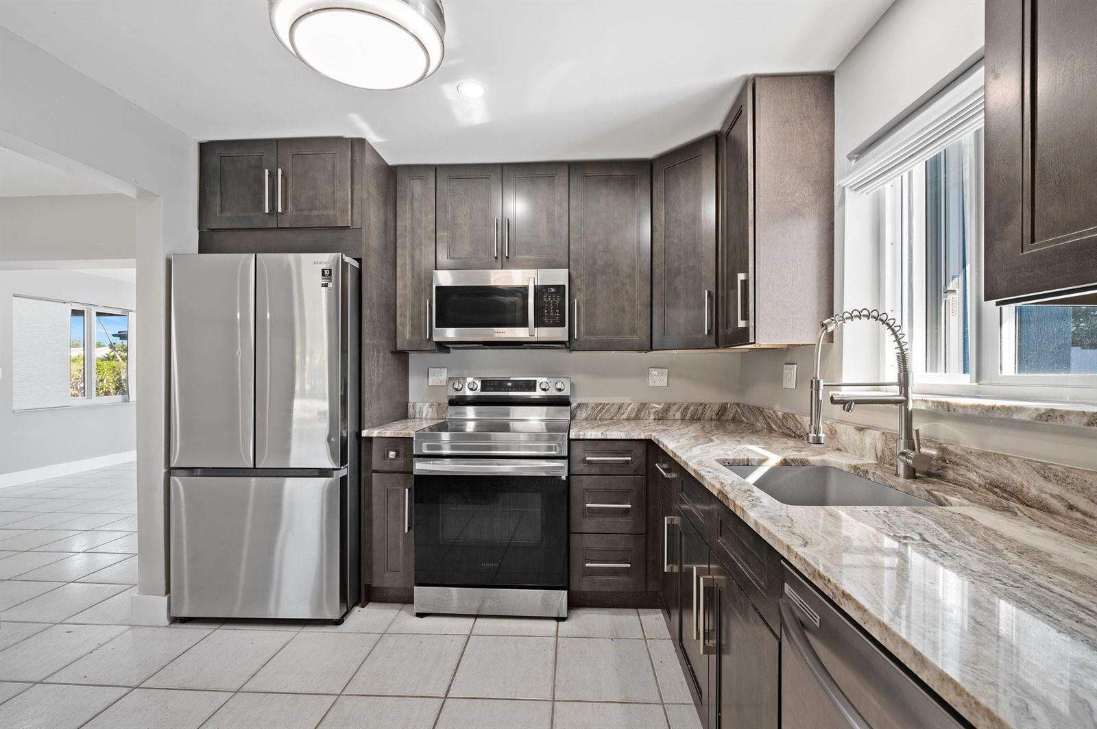 1900 33rd, Fort Lauderdale, FL 33312 - For Sale photo 16