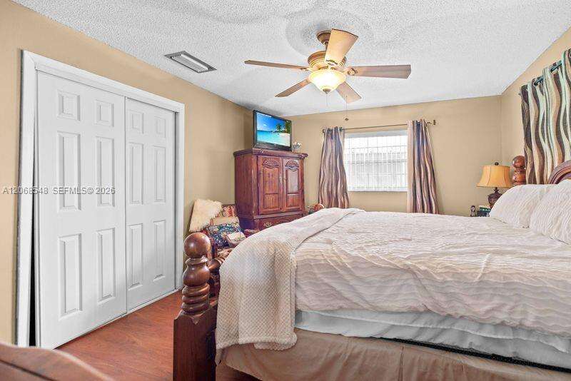 2160 91st Ter, Pembroke Pines, FL 33024 - For Sale photo 11