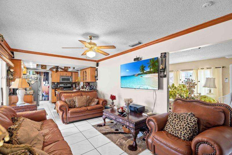 2160 91st Ter, Pembroke Pines, FL 33024 - For Sale photo 21