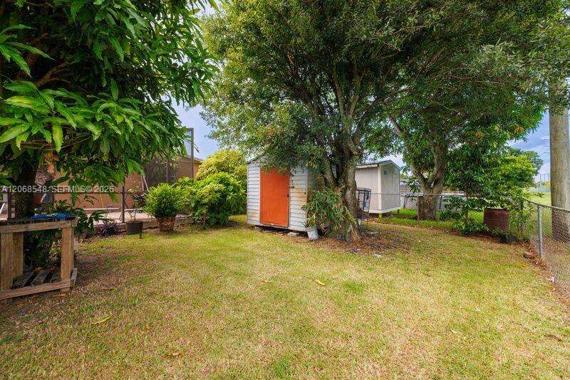 2160 91st Ter, Pembroke Pines, FL 33024 - For Sale photo 34