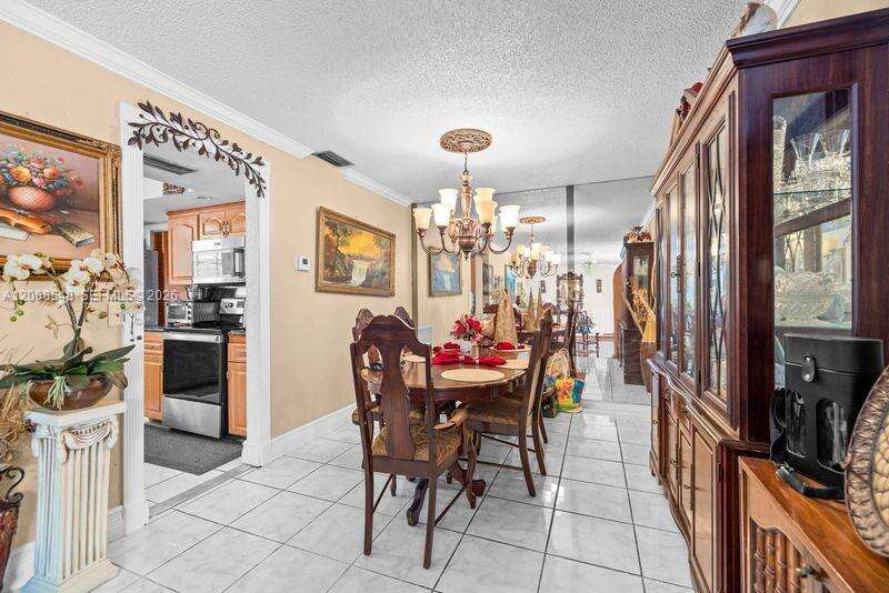 2160 91st Ter, Pembroke Pines, FL 33024 - For Sale photo 6