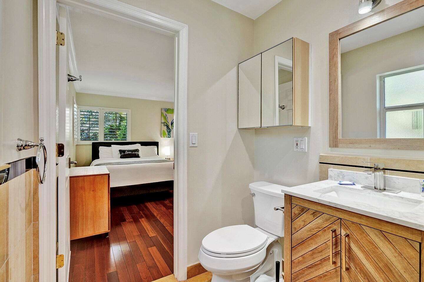 1016 Harrison, Hollywood, FL 33019 - For Sale photo 23