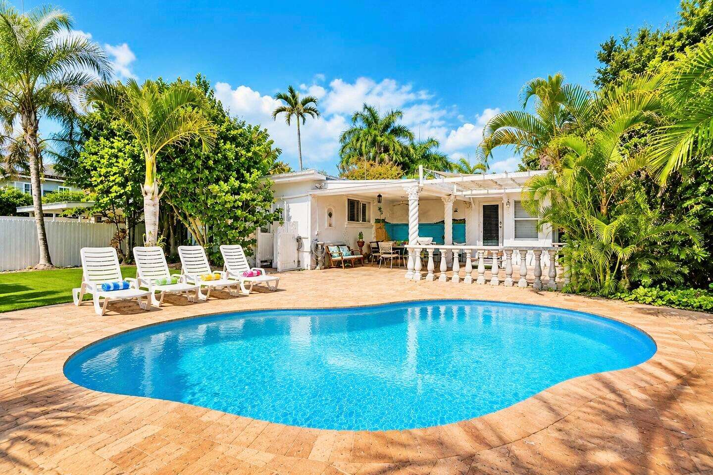 1016 Harrison, Hollywood, FL 33019 - For Sale photo 7