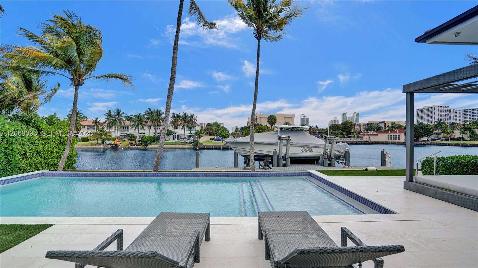 1651 Diplomat Pkwy, Hallandale Beach, FL 33009 - For Sale photo 20
