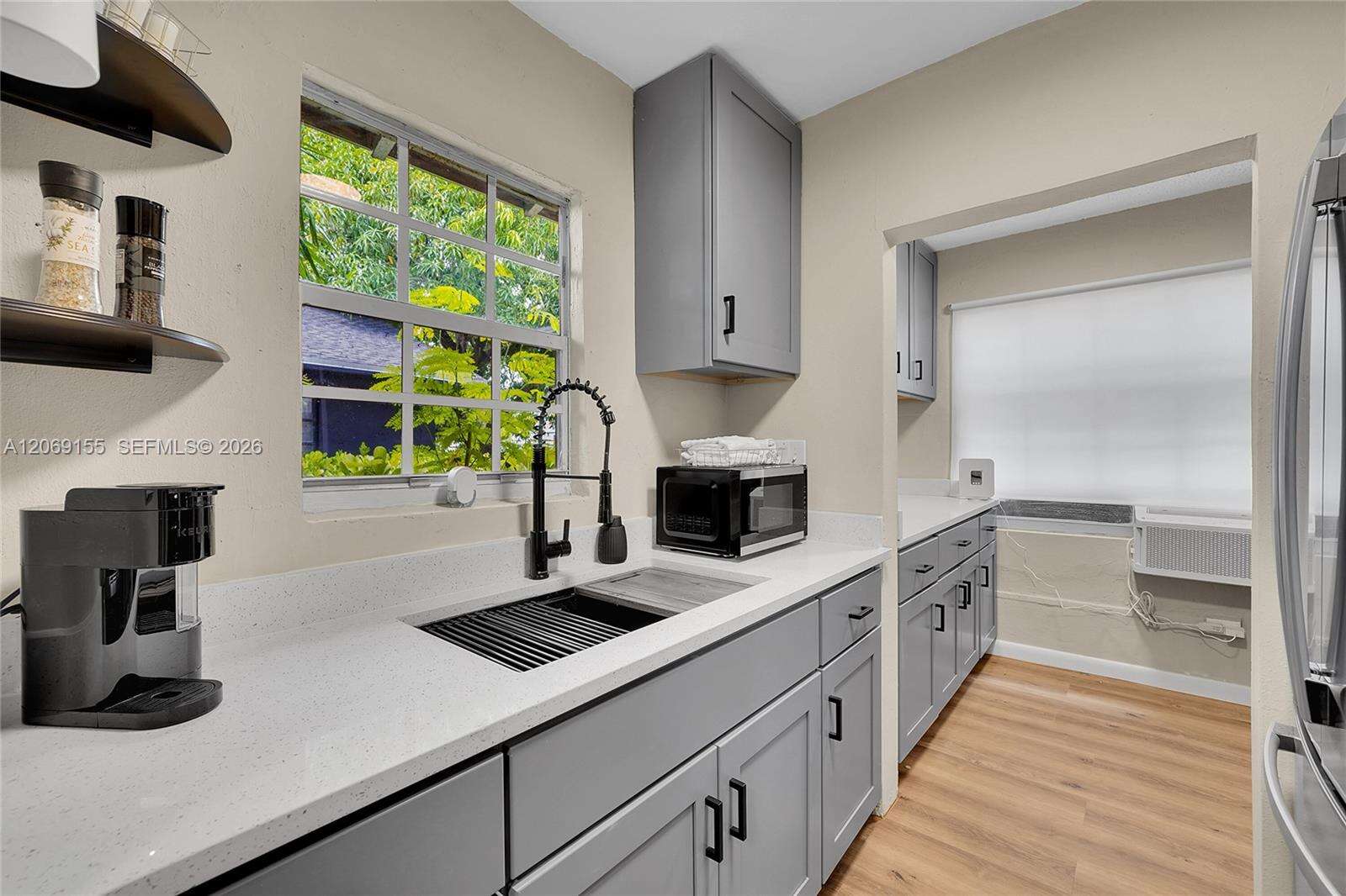 31 53rd St, Miami, FL 33137 - For Sale photo 2