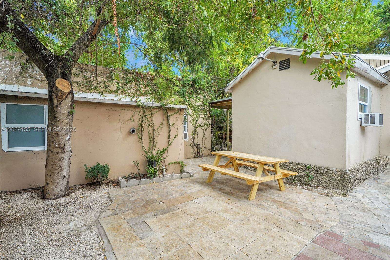 31 53rd St, Miami, FL 33137 - For Sale photo 20