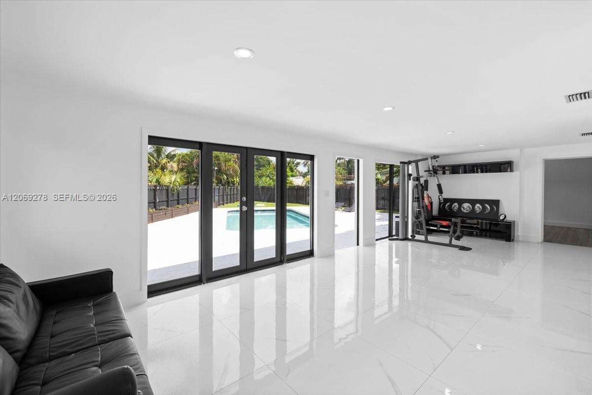 406 Lawn Acres Ct, Hollywood, FL 33023 - For Sale photo 15