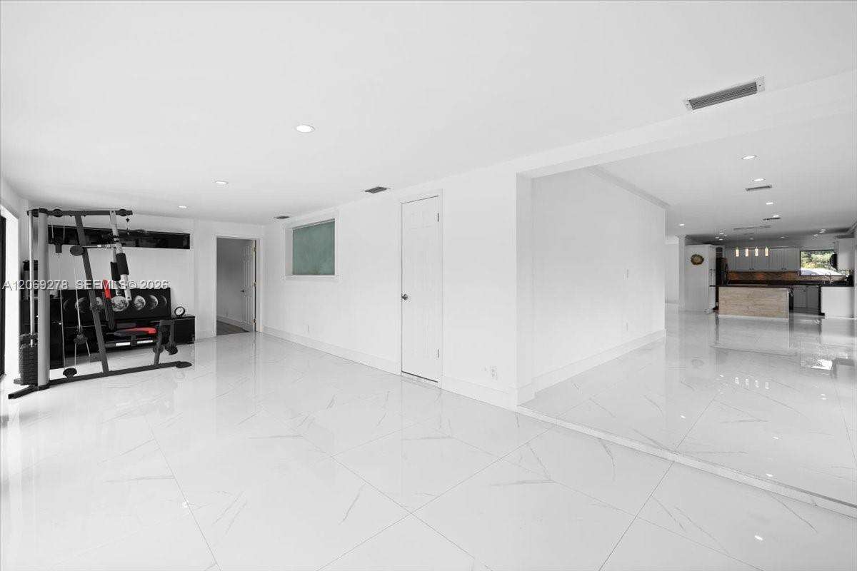 406 Lawn Acres Ct, Hollywood, FL 33023 - For Sale photo 16
