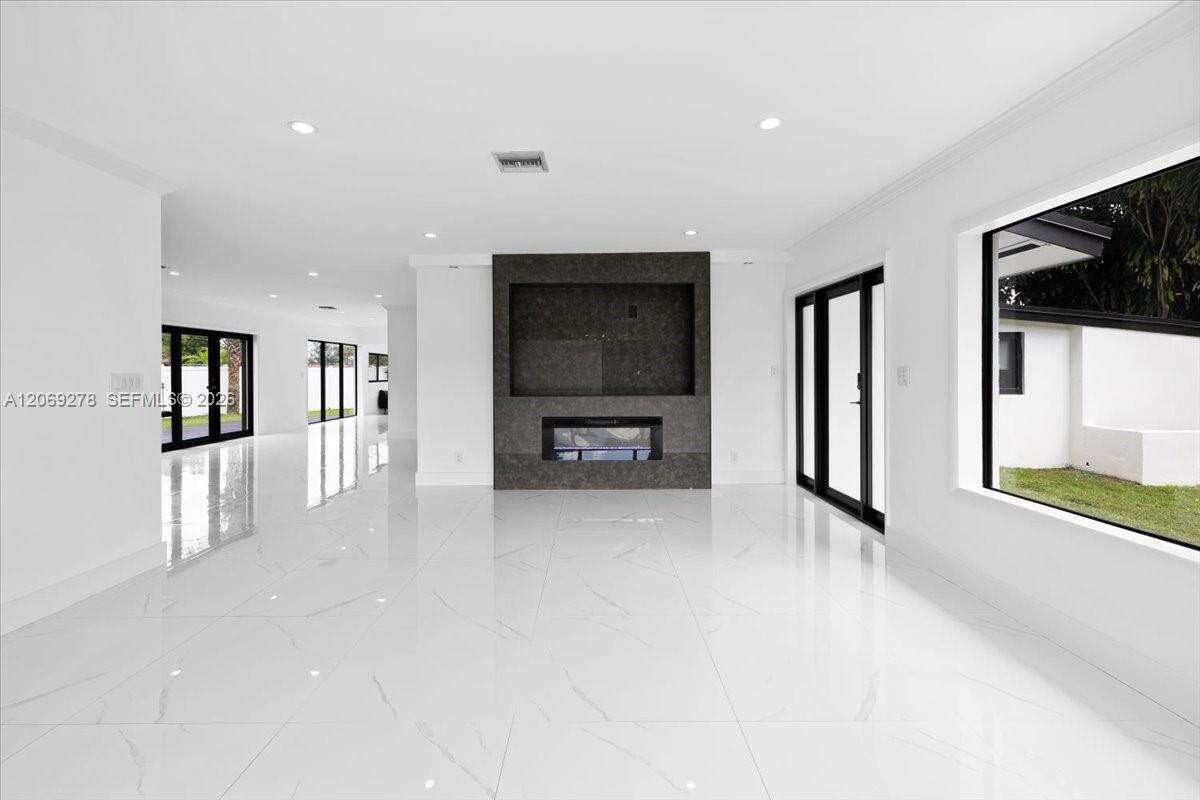406 Lawn Acres Ct, Hollywood, FL 33023 - For Sale photo 7