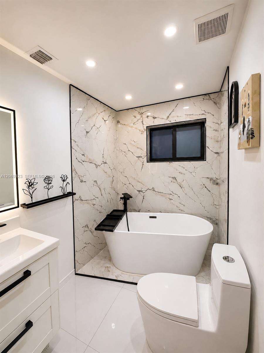 2906 Island Dr, Miramar, FL 33023 - For Sale photo 4