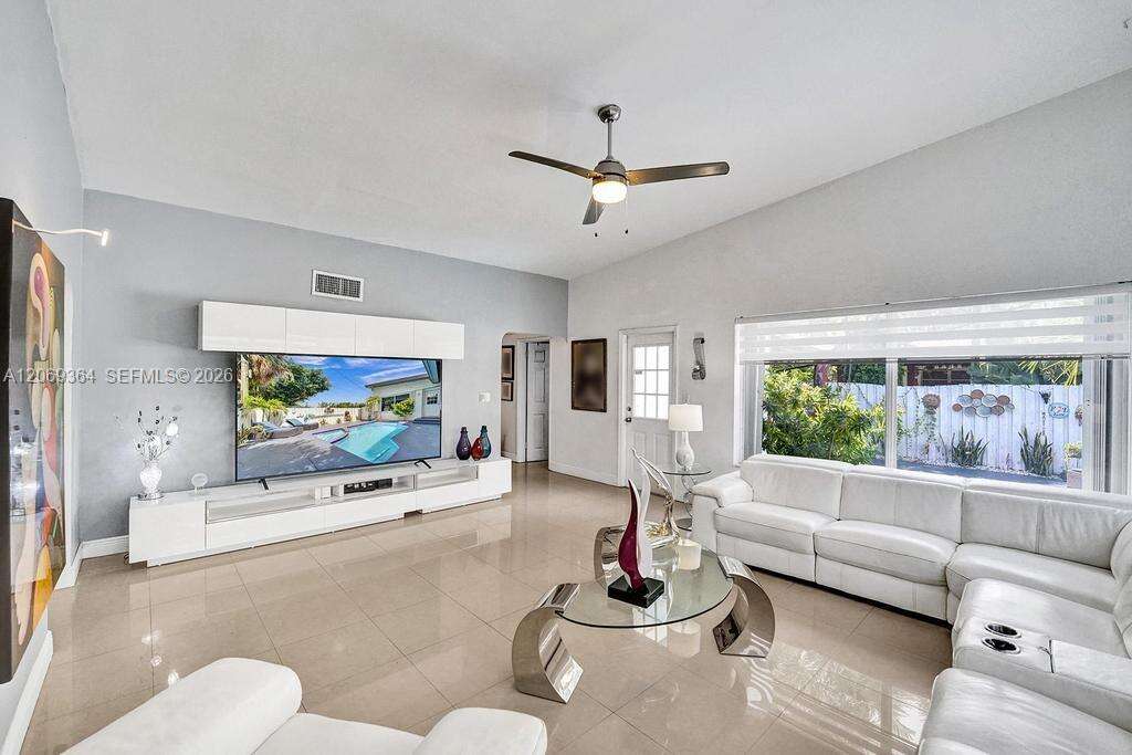 1750 71st St, Miami Beach, FL 33141 - For Sale photo 1