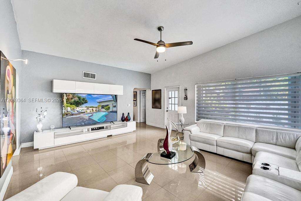 1750 71st St, Miami Beach, FL 33141 - For Sale photo 34