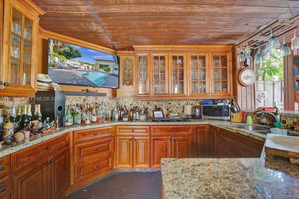 1750 71st St, Miami Beach, FL 33141 - For Sale photo 62