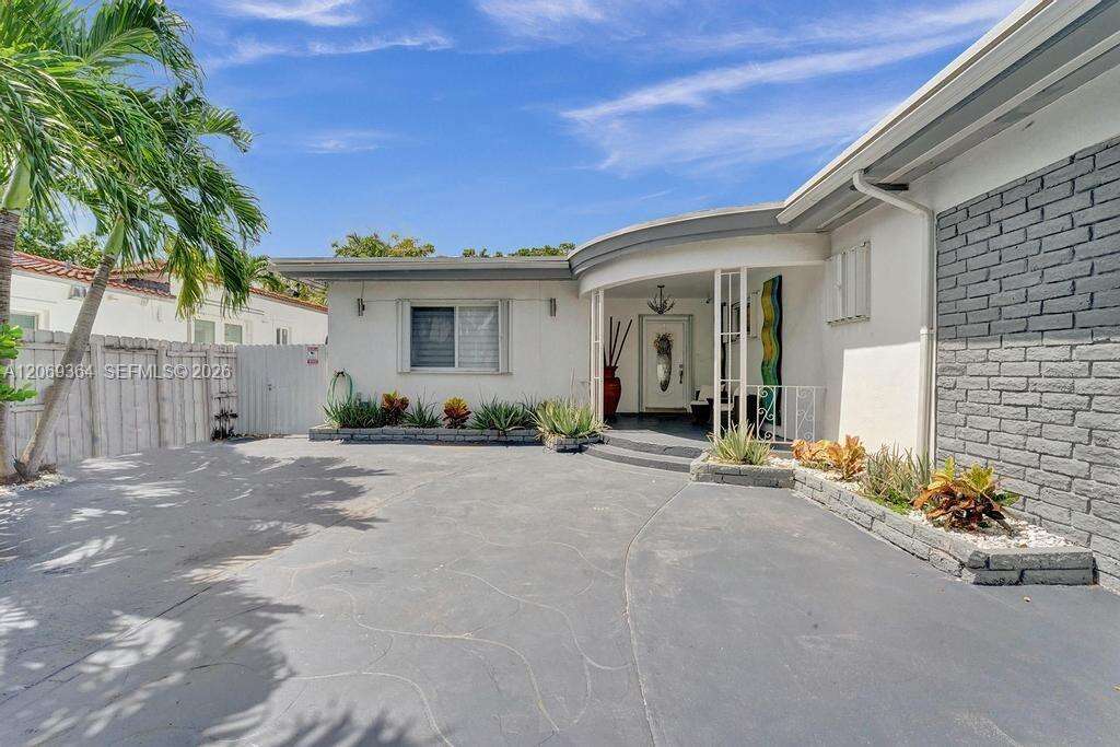 1750 71st St, Miami Beach, FL 33141 - For Sale photo 9