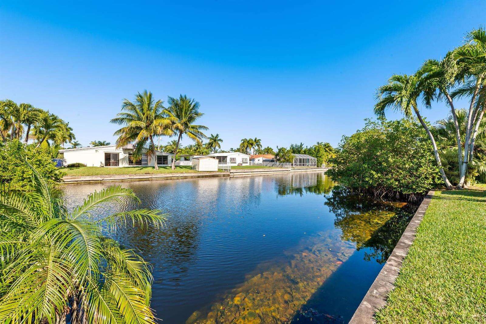 1175 Grant, Hollywood, FL 33019 - For Sale photo 22