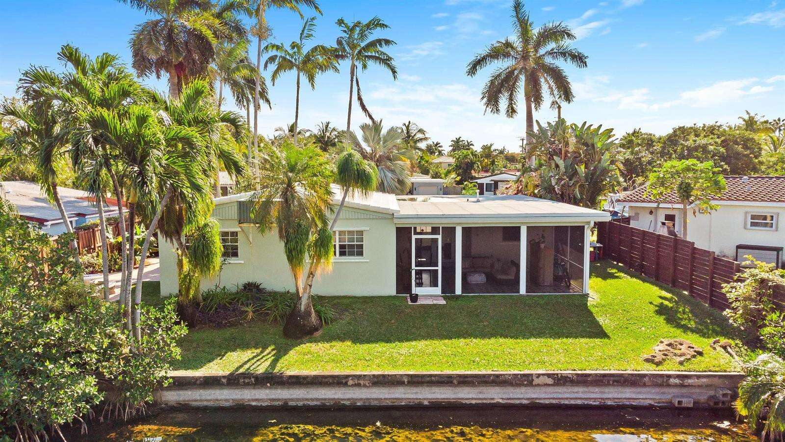 1175 Grant, Hollywood, FL 33019 - For Sale photo 23