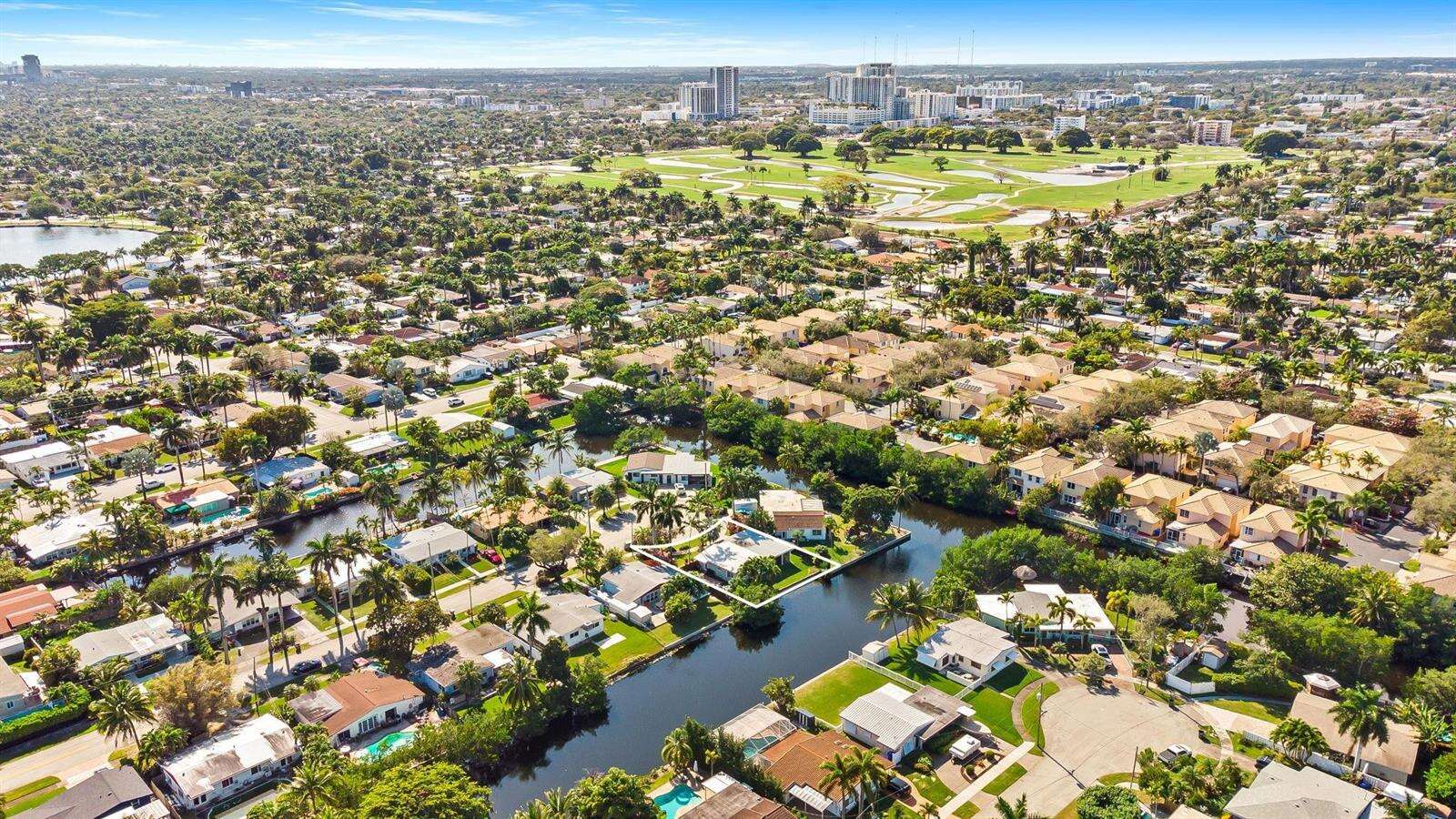 1175 Grant, Hollywood, FL 33019 - For Sale photo 27