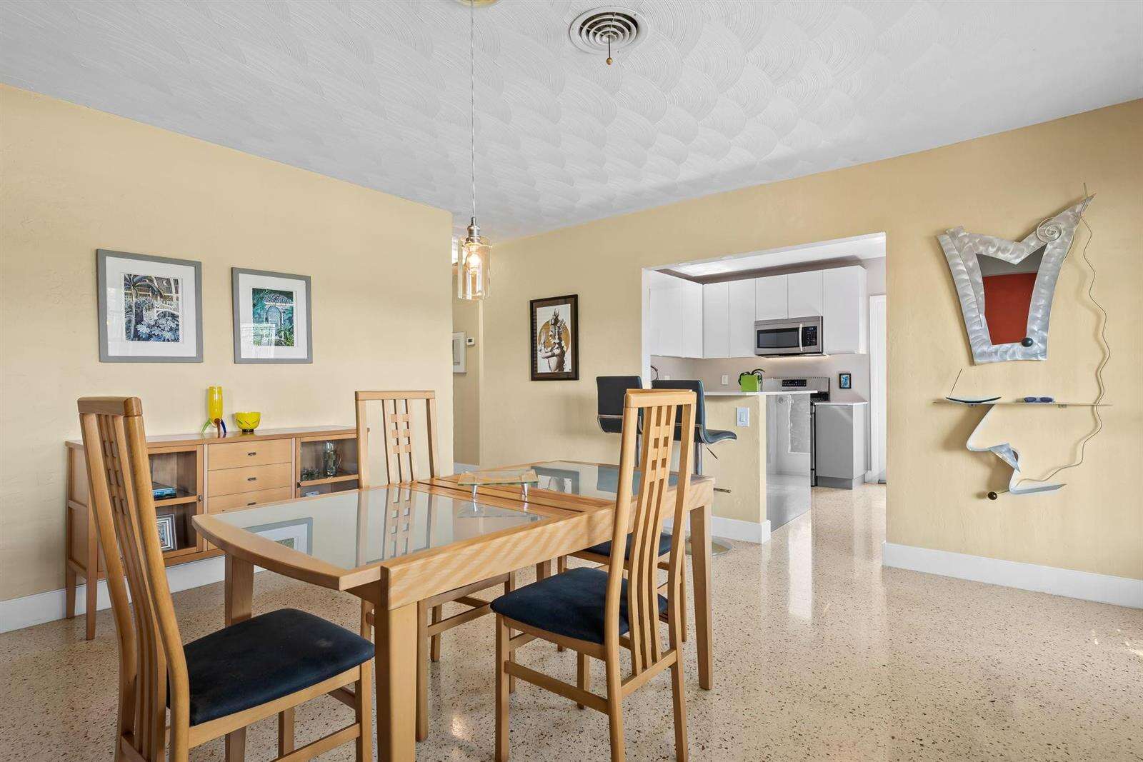 1175 Grant, Hollywood, FL 33019 - For Sale photo 6