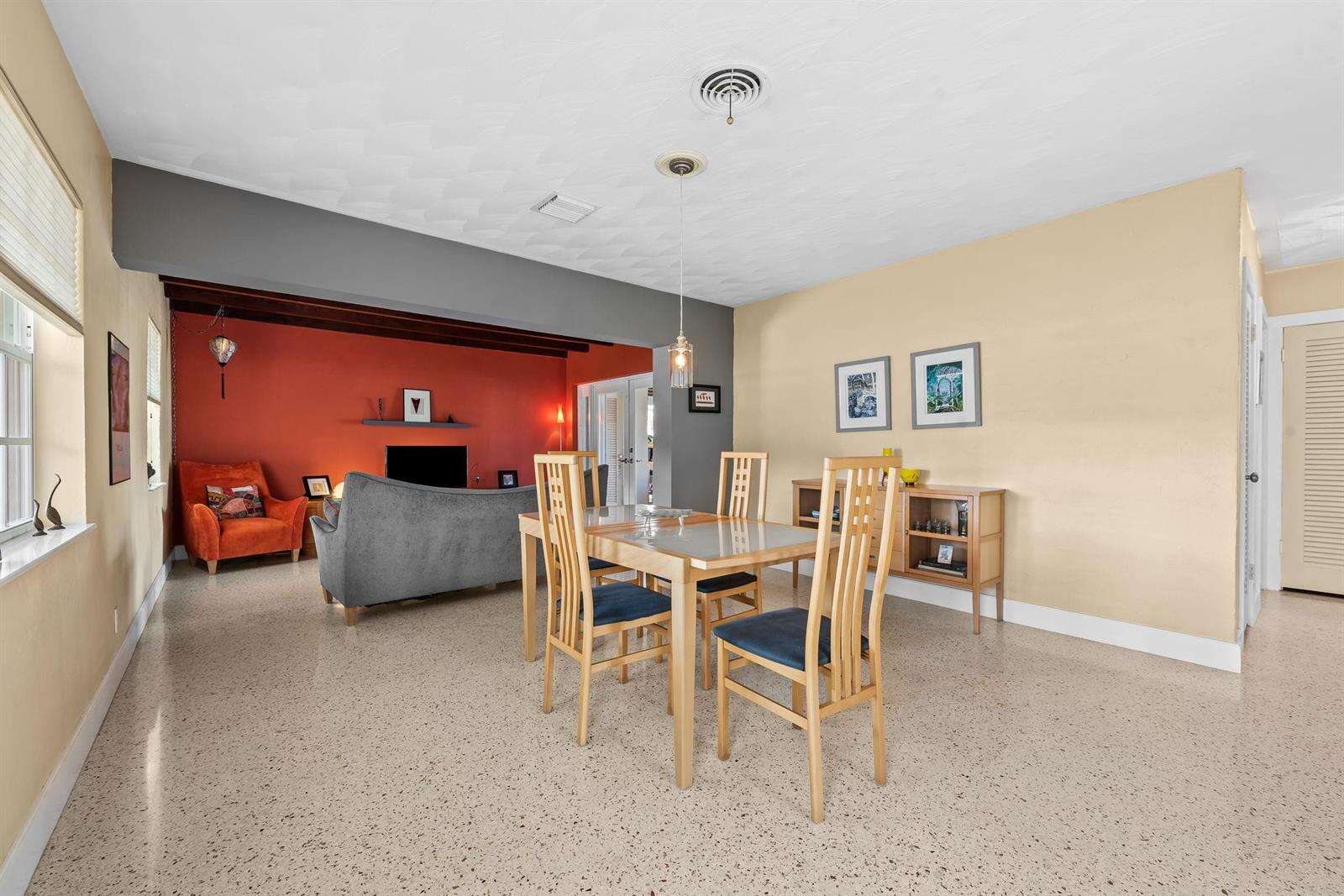 1175 Grant, Hollywood, FL 33019 - For Sale photo 10