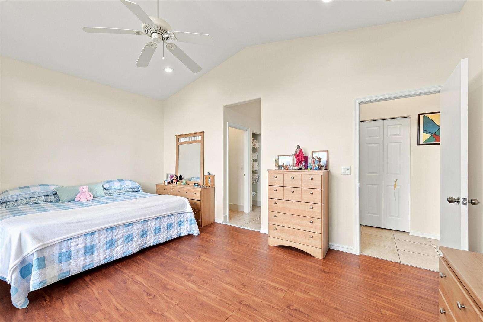 7778 17th, Pembroke Pines, FL 33024 - For Sale photo 12