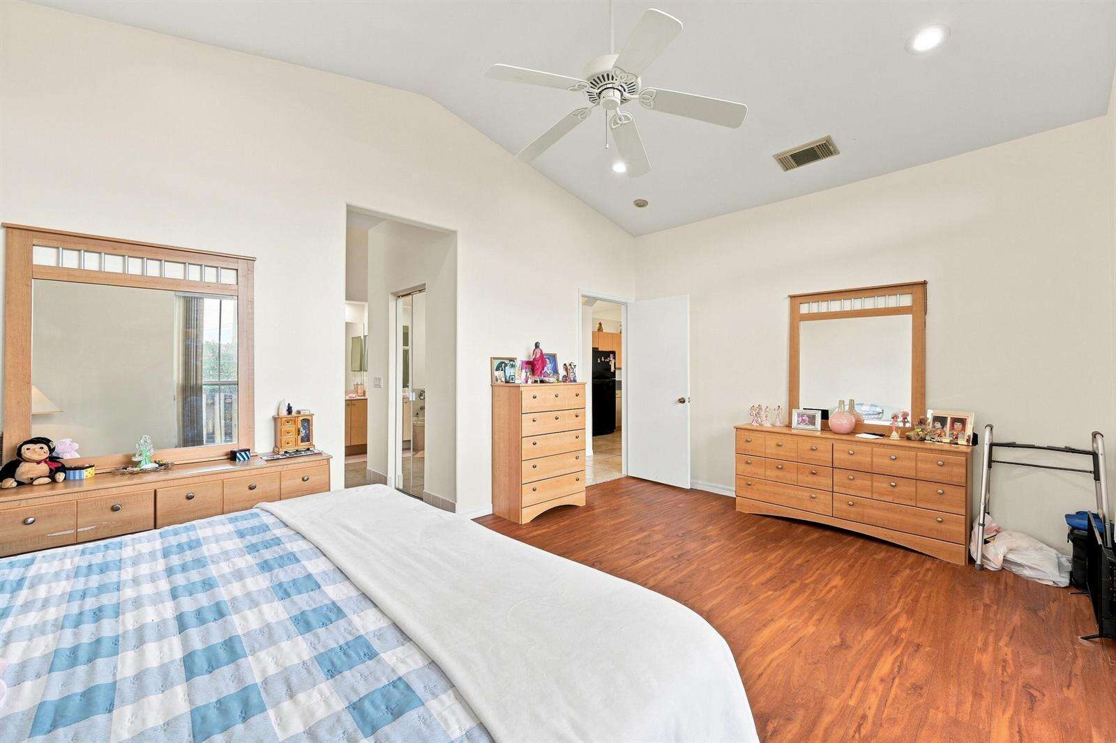 7778 17th, Pembroke Pines, FL 33024 - For Sale photo 13