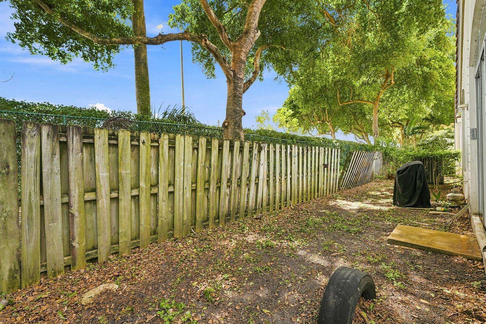 7778 17th, Pembroke Pines, FL 33024 - For Sale photo 31