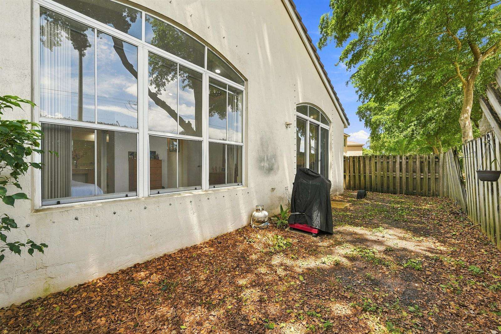 7778 17th, Pembroke Pines, FL 33024 - For Sale photo 34