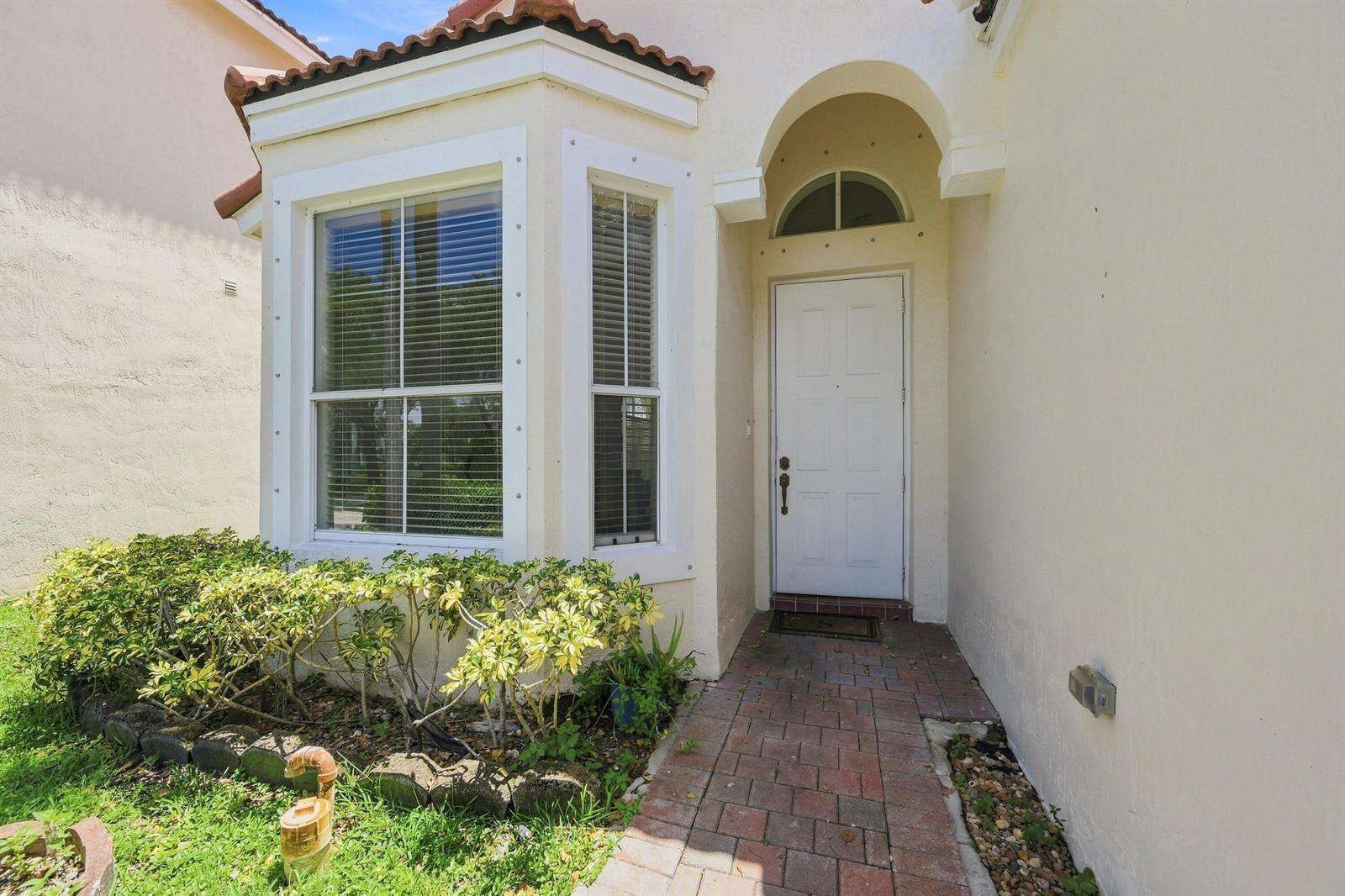 7778 17th, Pembroke Pines, FL 33024 - For Sale photo 5