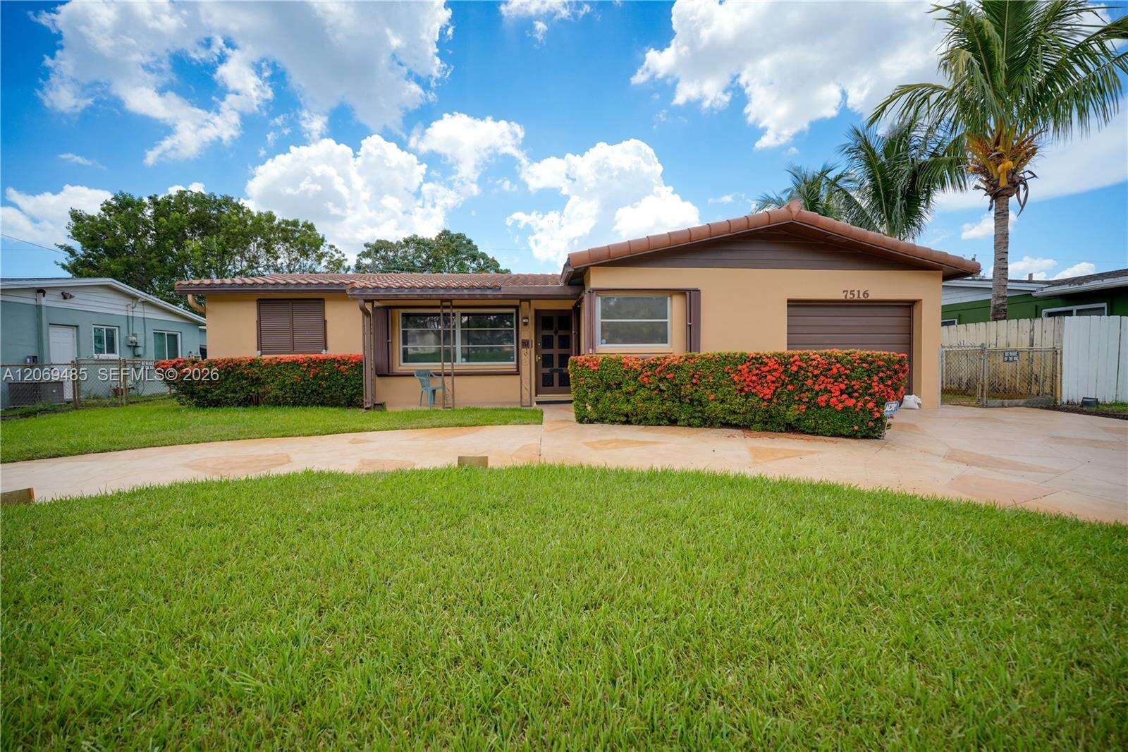 7516 Taft St, Hollywood, FL 33024 - Pending Sale photo 1
