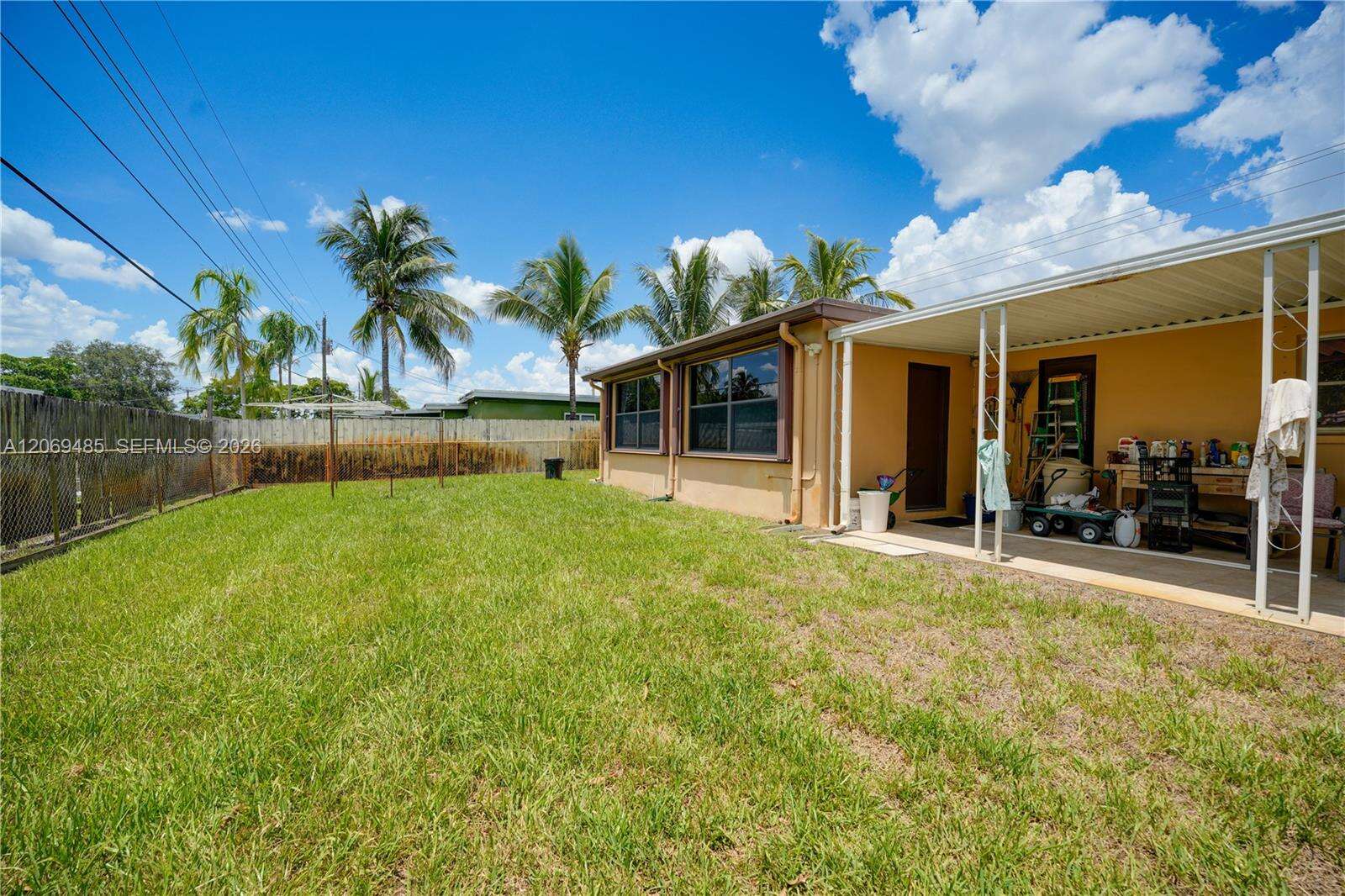 7516 Taft St, Hollywood, FL 33024 - Pending Sale photo 4