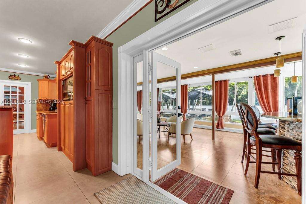 4812 Van Buren St, Hollywood, FL 33021 - Pending Sale photo 16