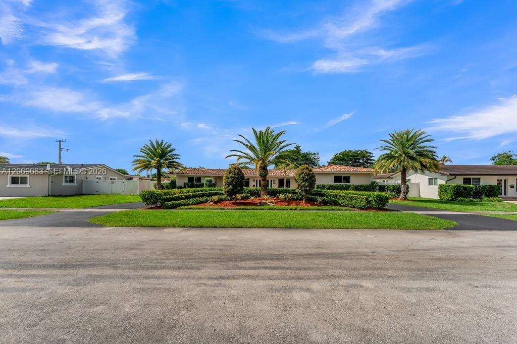 4812 Van Buren St, Hollywood, FL 33021 - Pending Sale photo 3